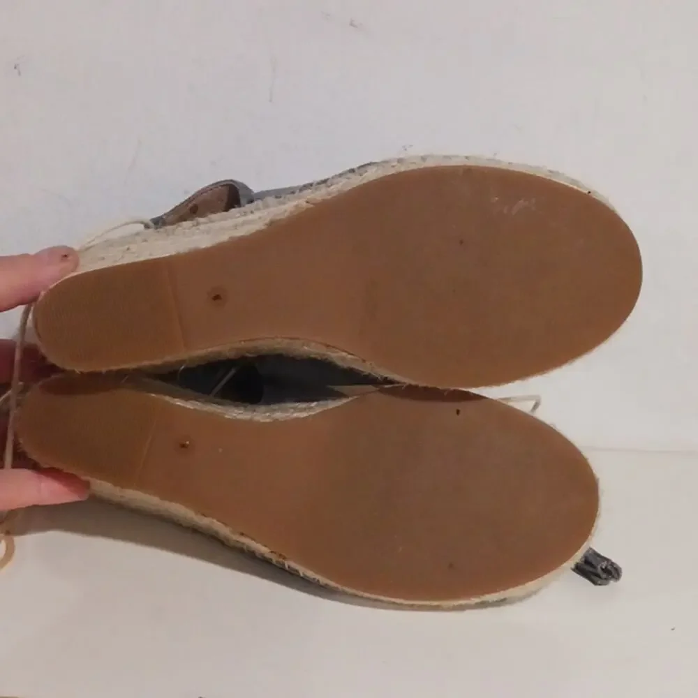 Bettye Blue Suede Ankle Tie Womans Espadrilles sz 8